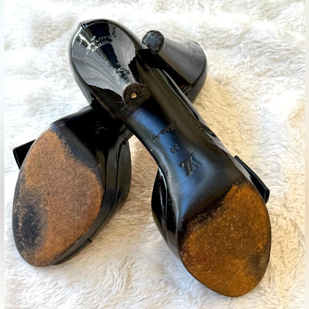 Louis Vuitton black pumps - Picture 3 of 6